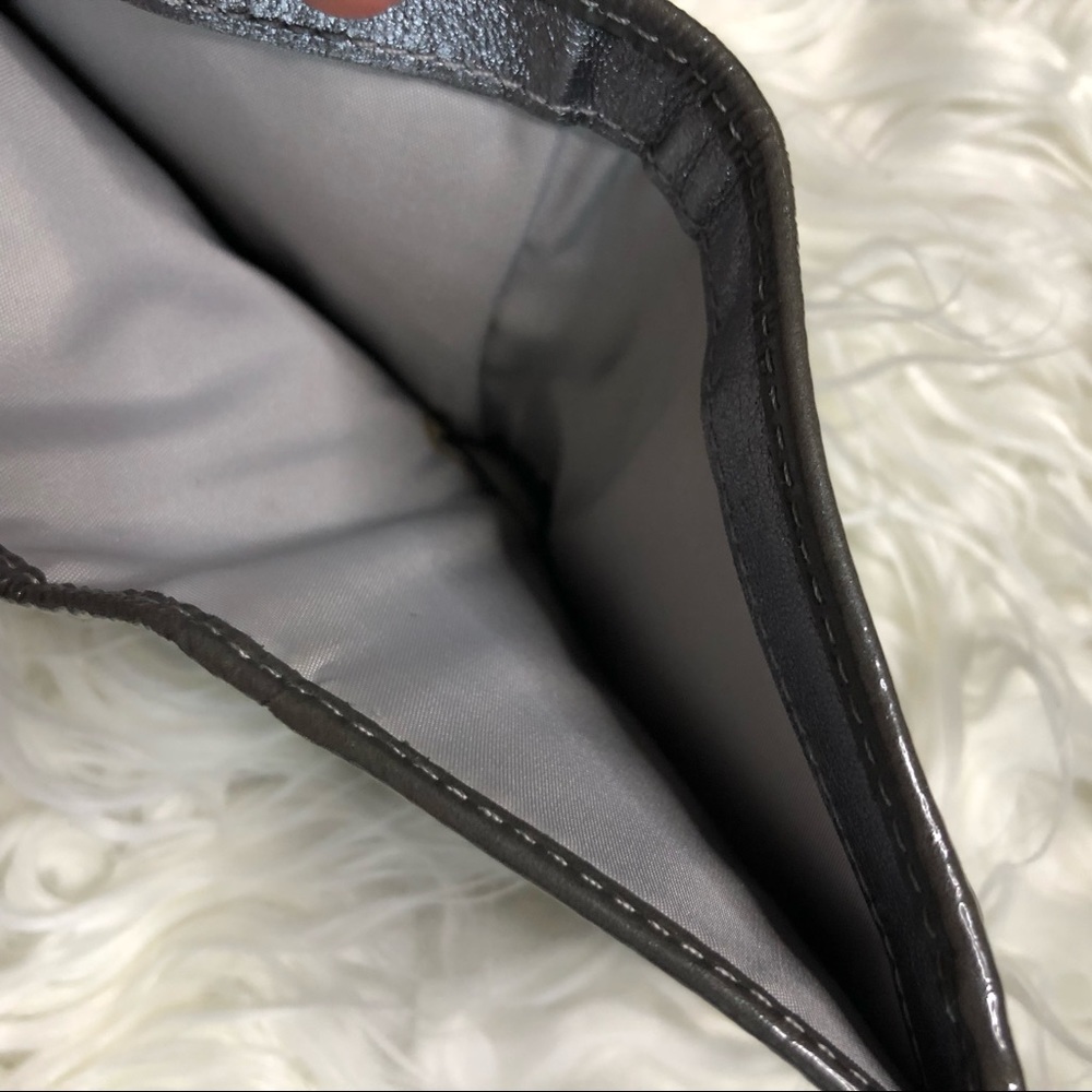 Coach Wallet - Picture 4 of 4